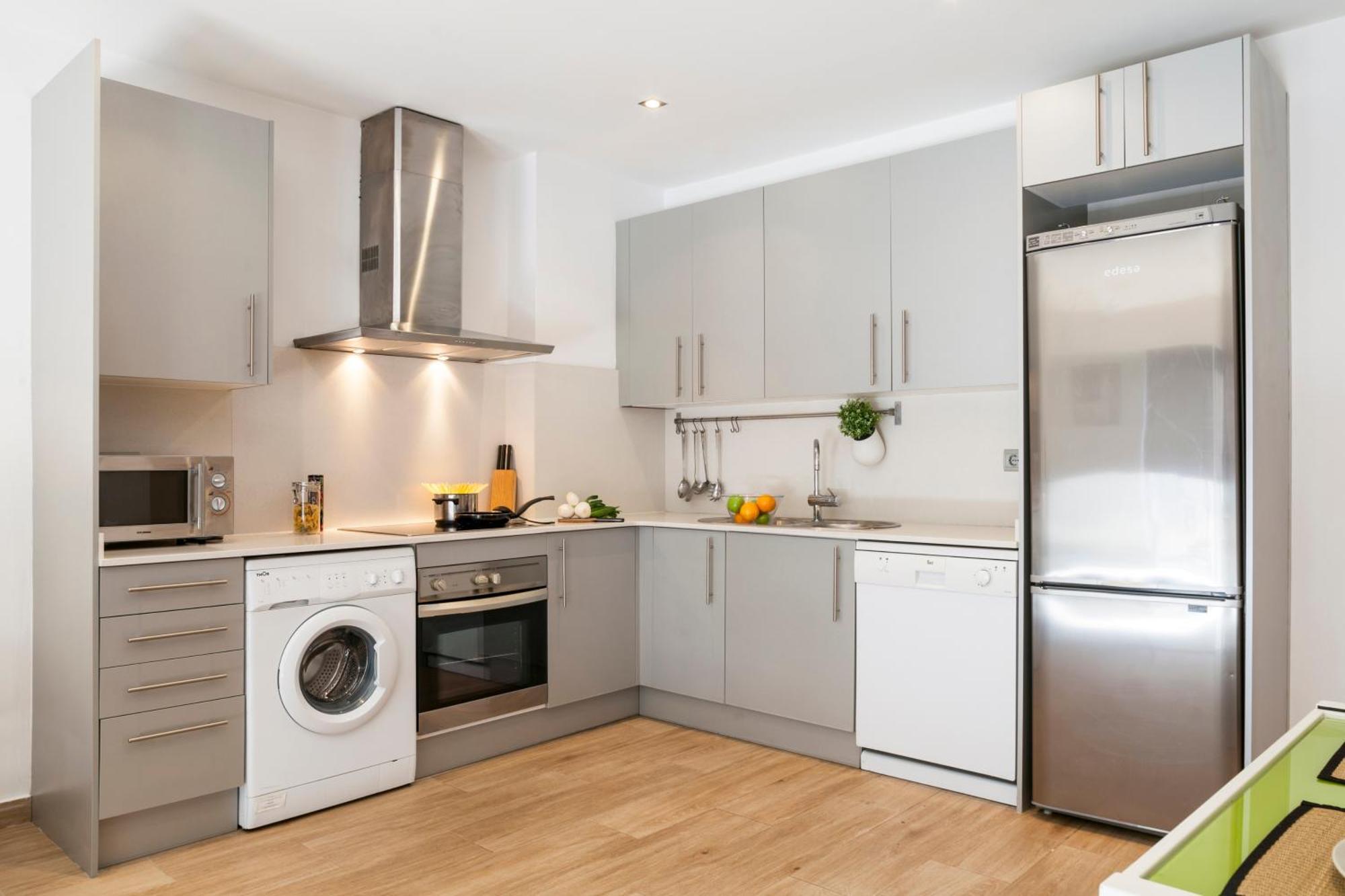Feelathome Mozart Apartments Barcelona Eksteriør bilde