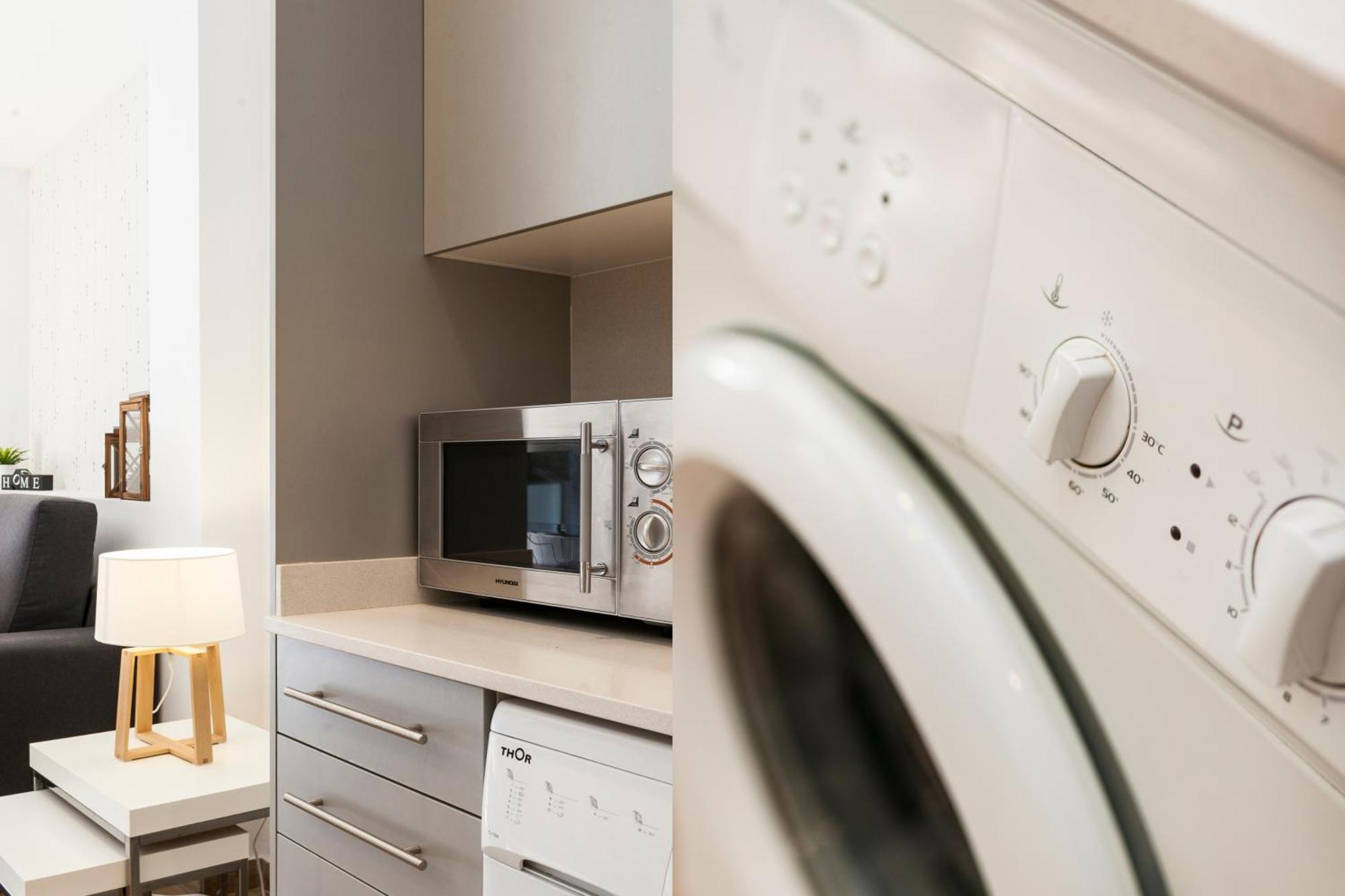 Feelathome Mozart Apartments Barcelona Eksteriør bilde