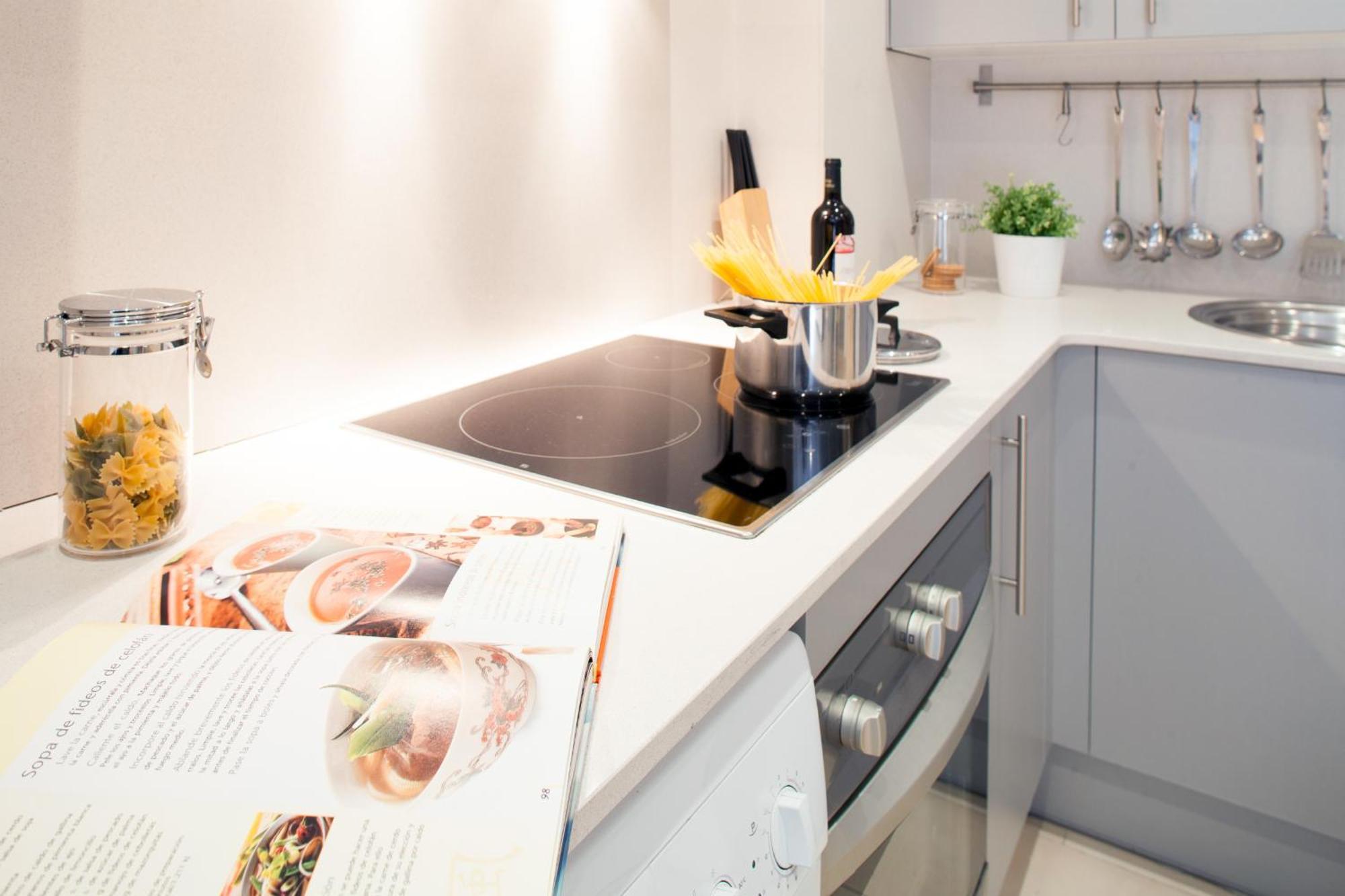 Feelathome Mozart Apartments Barcelona Eksteriør bilde